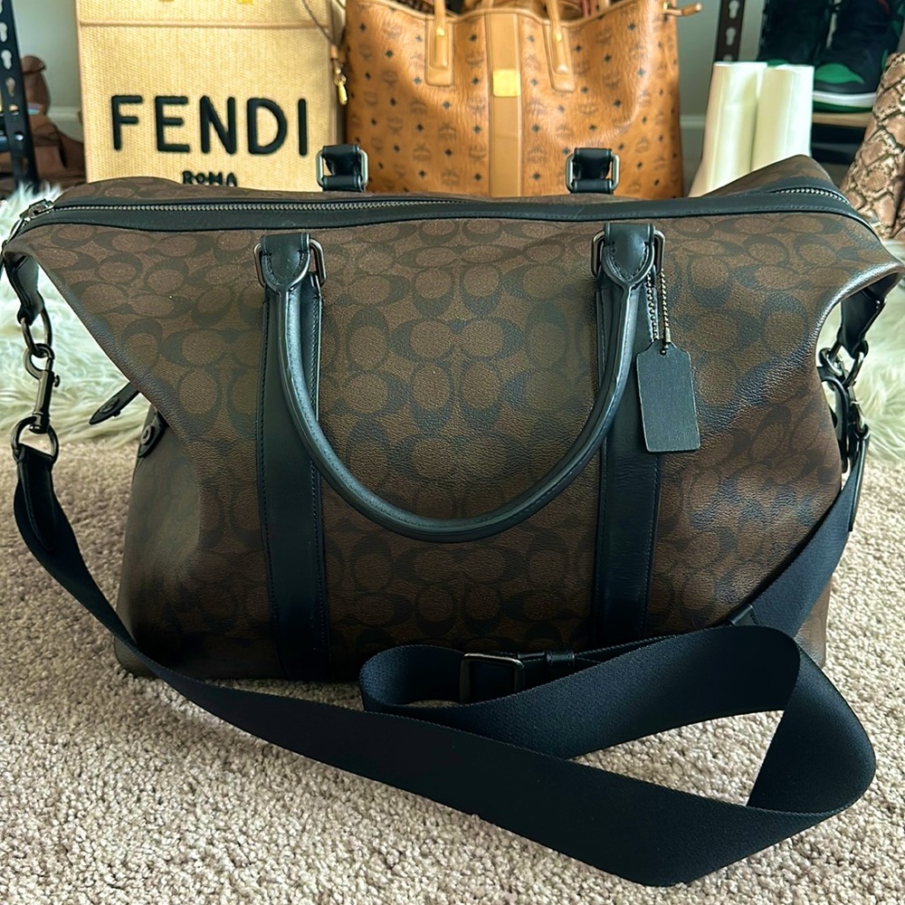 ‼️🔥COACH 52 DUFFLE🔥‼️